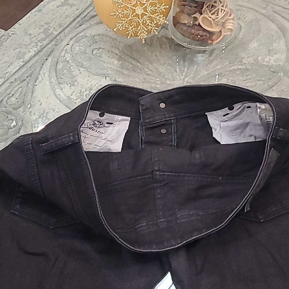 Diesel Men’s Black Slim Jeans - Picture 10 of 11